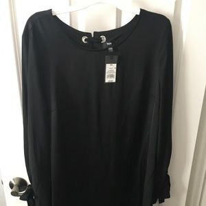Plus size black dress